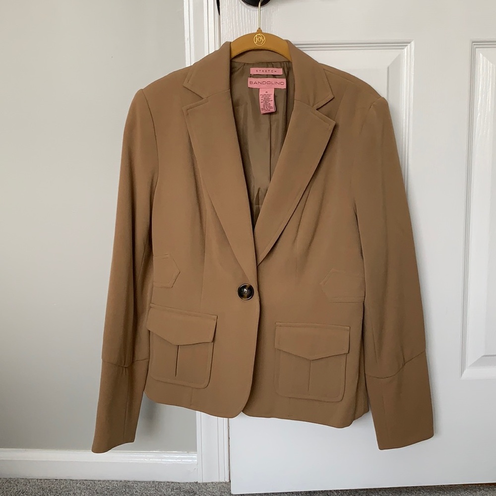 🛍NEW🛍 Bandolino Tan Blazer!
